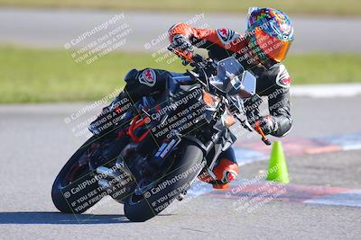 media/Jan-20-2023-Fastrack Riders (Fri) [[f2ad32aba3]]/Private/session 5 turn 13/
